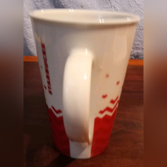 Large Starbucks Red & White Chevron  Hearts Mug Cup 22 oz - Picture 6 of 7